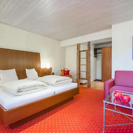 Hotel La Cruna 3*