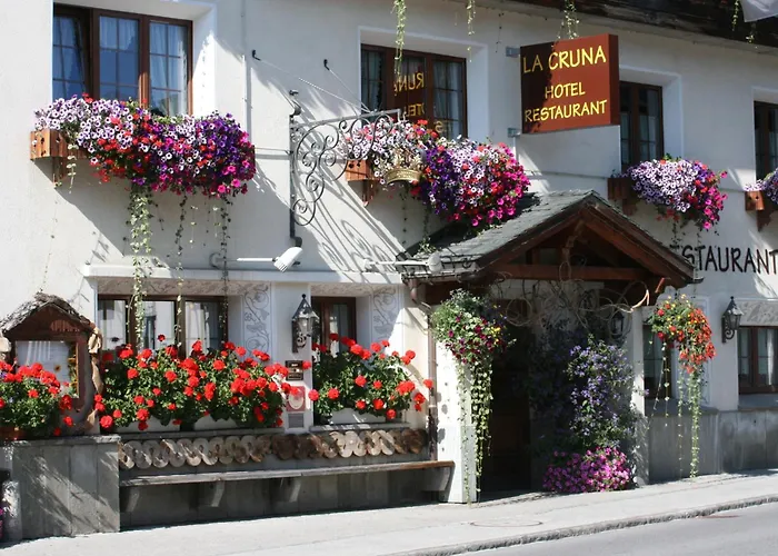 Otel La Cruna Sedrun