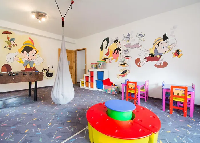 拉科鲁纳酒店 3*