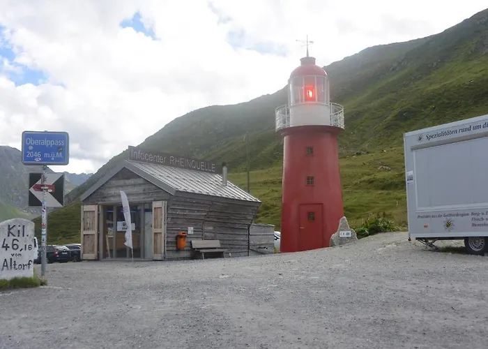 Otel La Cruna Sedrun